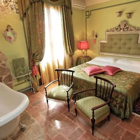 Sleeps 14 Pool Air Con Wifi *