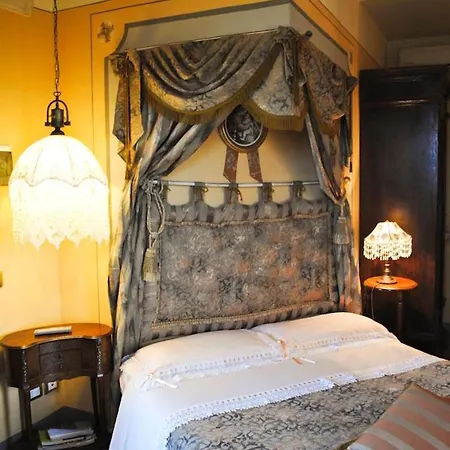 Sleeps 14 Pool Air Con Wifi Ranciano